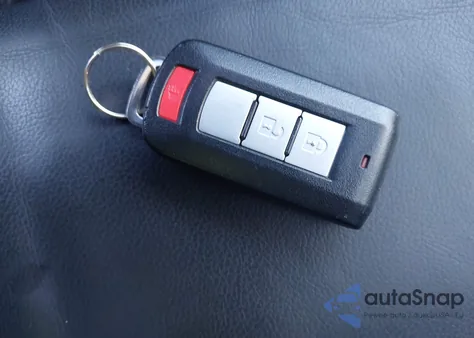 2019 Mitsubishi Eclipse Cross Sel z USA, uszkodzony, nr VIN JA4AT5AA5KZ048991